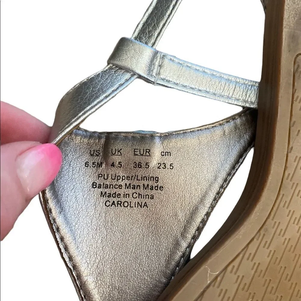 Circus by Sam Edelman “Carolina” Flat Sandal Silver Size 6.5